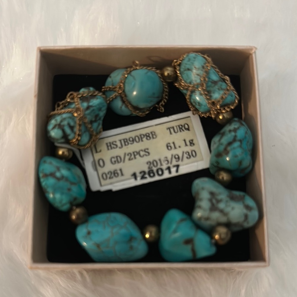NWT JULES B OLD TAG GORGEOUS STATEMENT TURQUOISE BRACELET